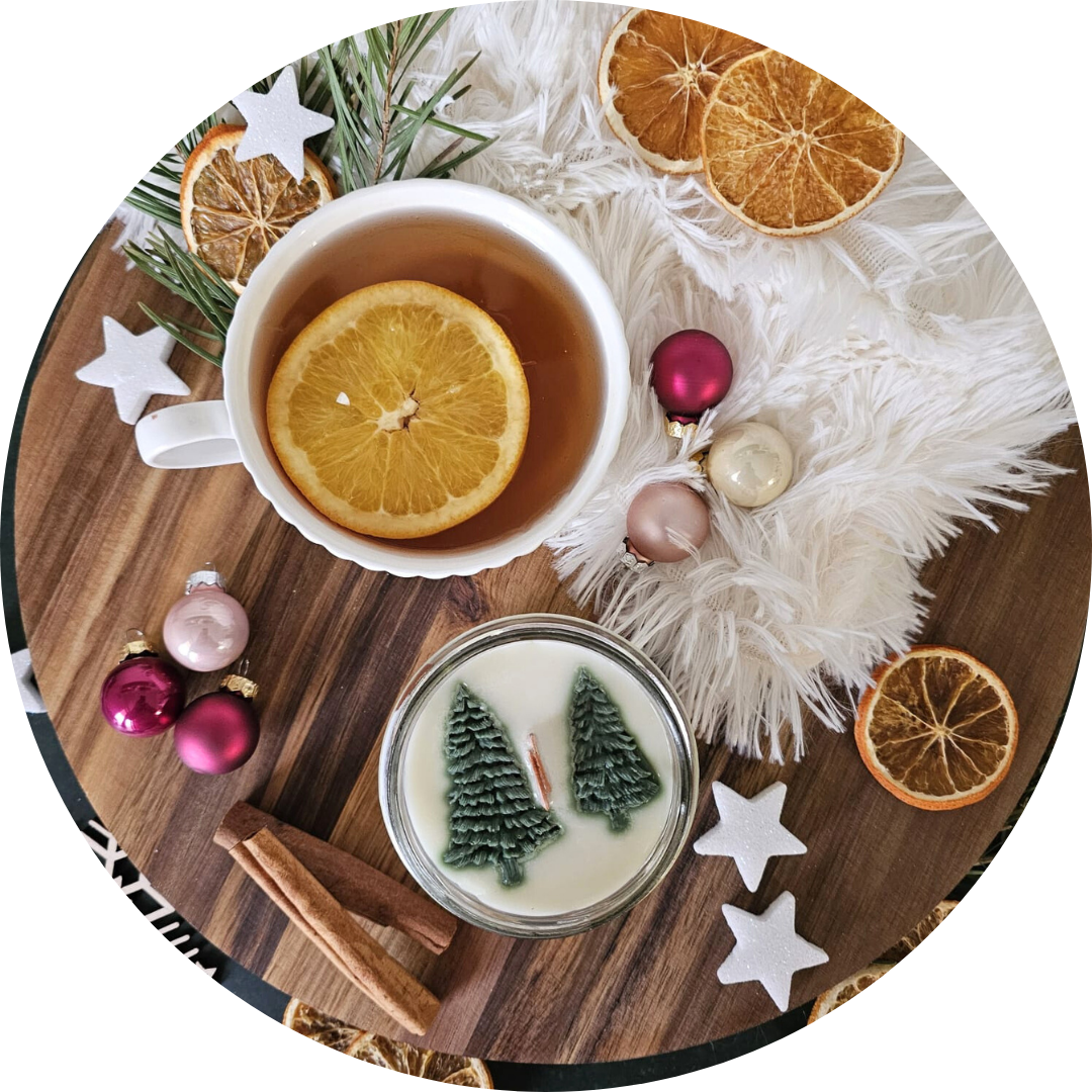 WIELKI POWRÓT Świeca sojowa Cynamonowy Las