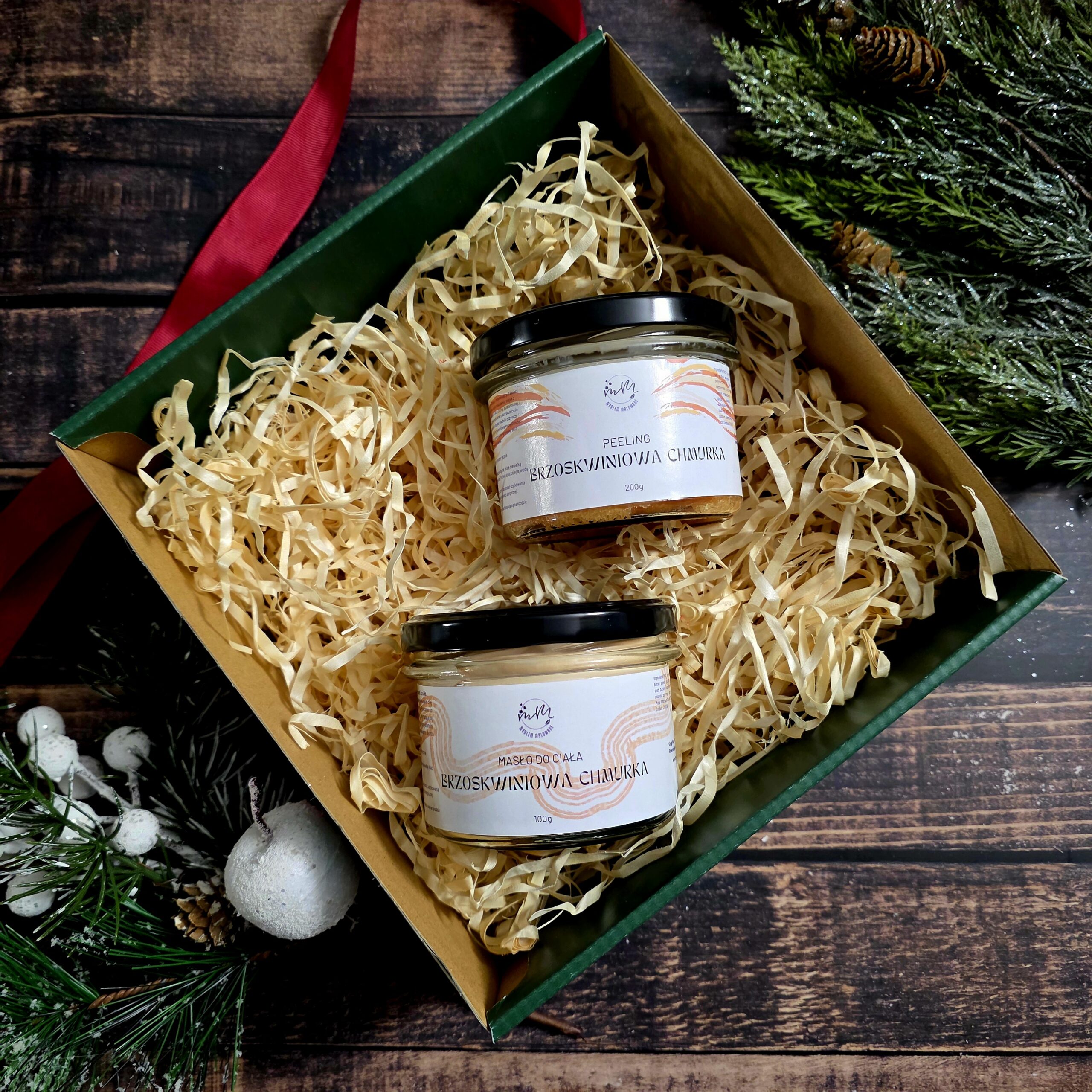 PROMOCJA Zestaw prezentowy 8 *Brzoskwinia* masło do ciała, peeling